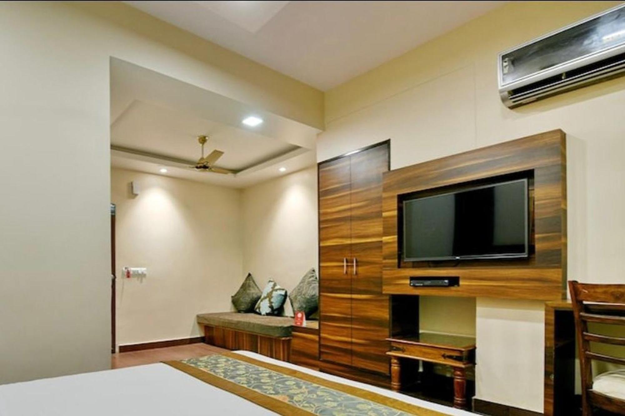 Hotel Rang Mahal Near Jaipur International Airport Екстериор снимка