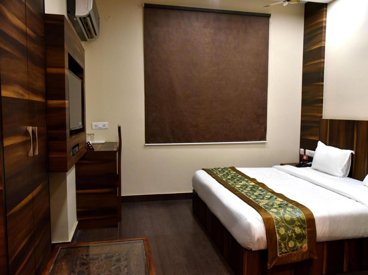 Hotel Rang Mahal Near Jaipur International Airport Екстериор снимка