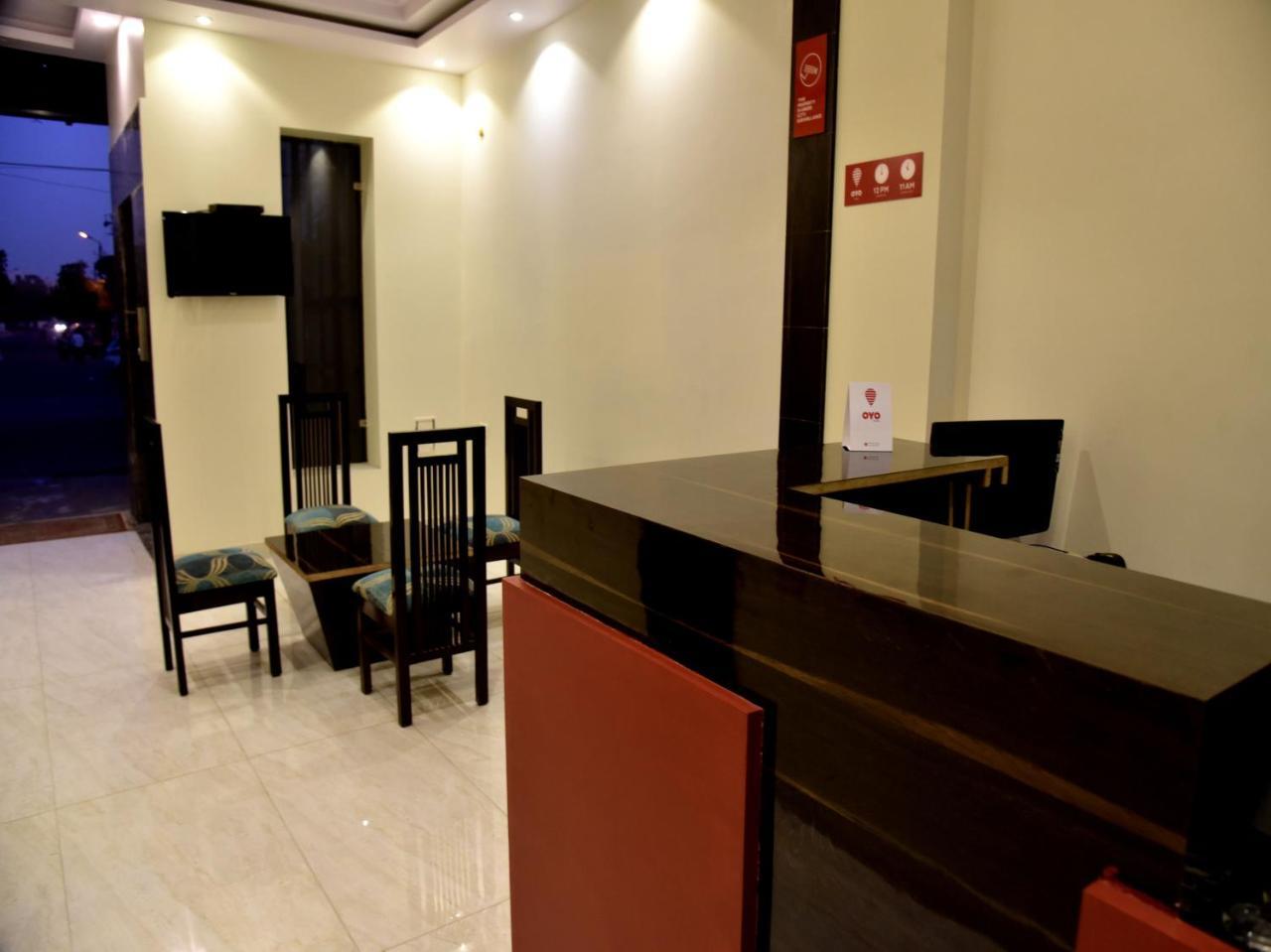 Hotel Rang Mahal Near Jaipur International Airport Екстериор снимка