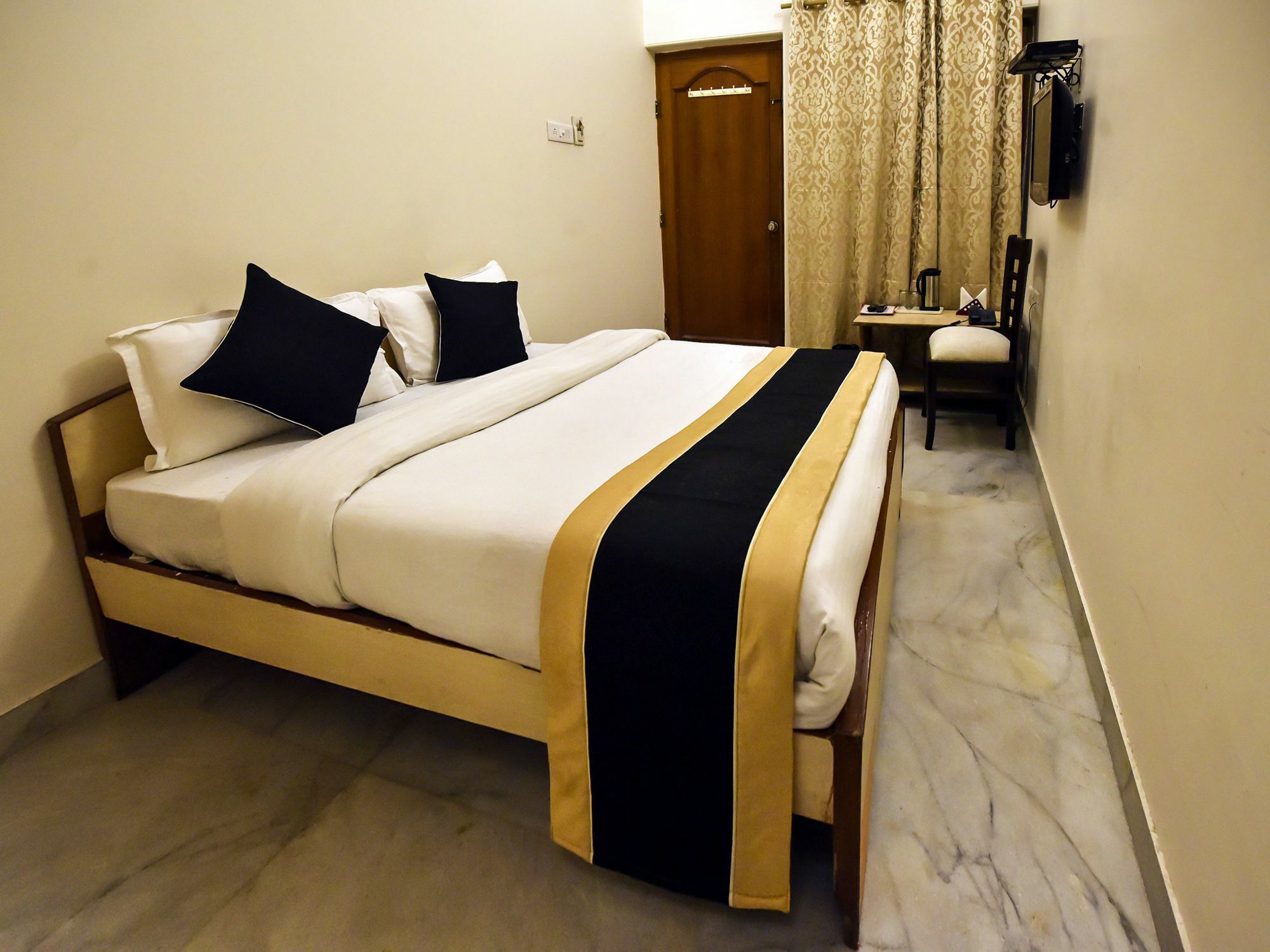 Hotel Rang Mahal Near Jaipur International Airport Екстериор снимка
